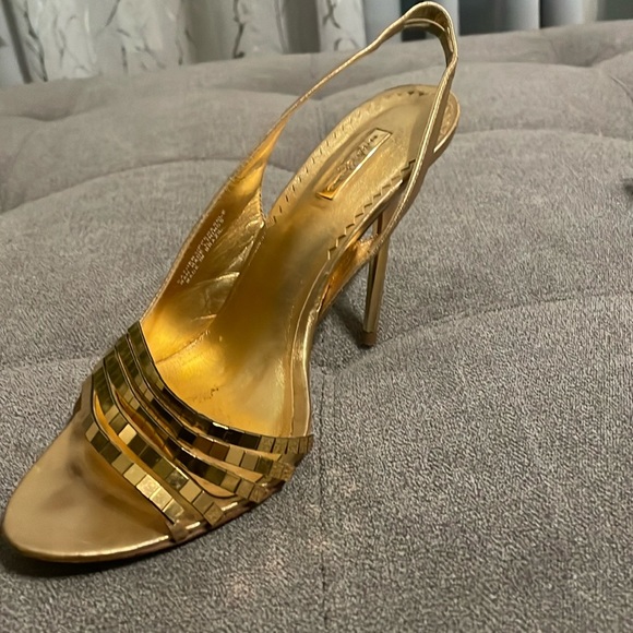 Report Signature shoes - Picture 2 of 6